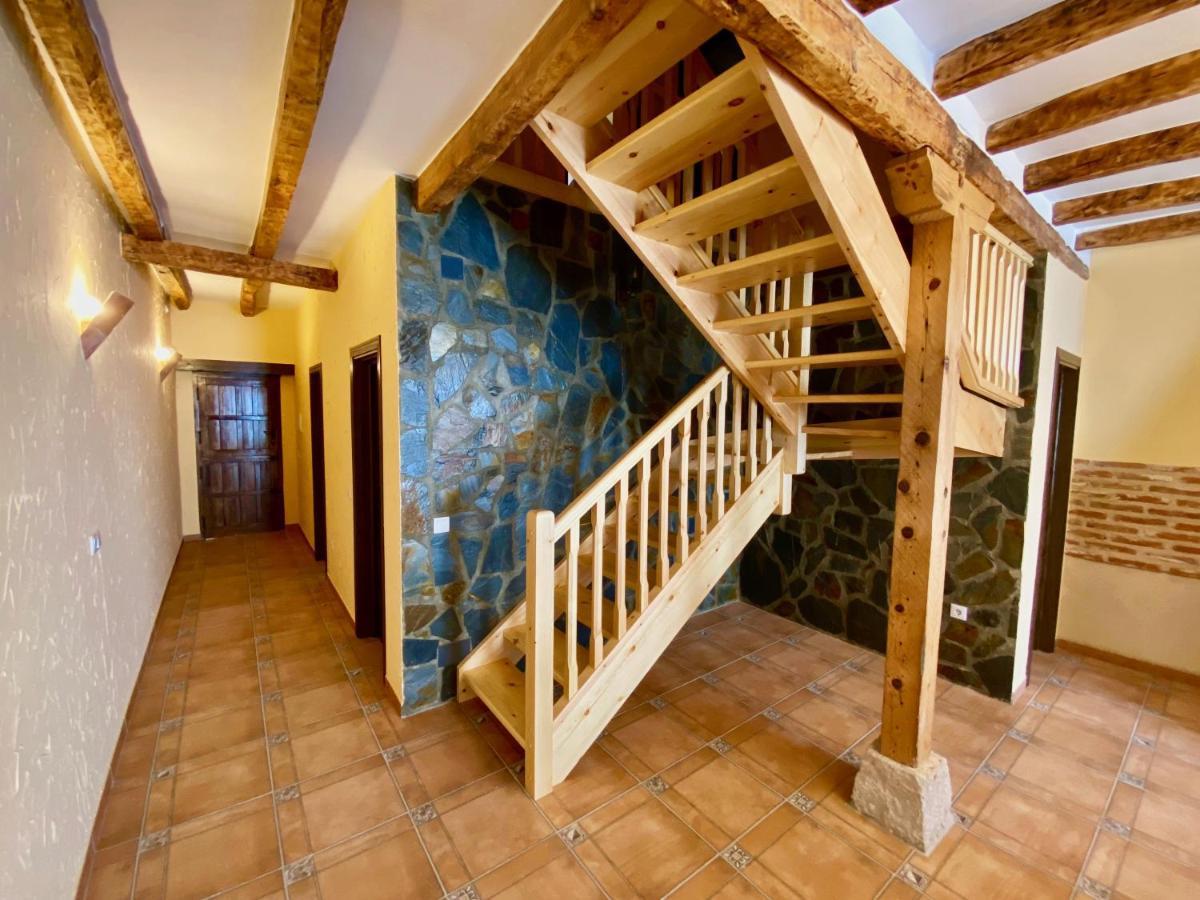 La Parada De Jimena-Casa Rustica Rodeada De Bodegas En Rueda Ngoại thất bức ảnh