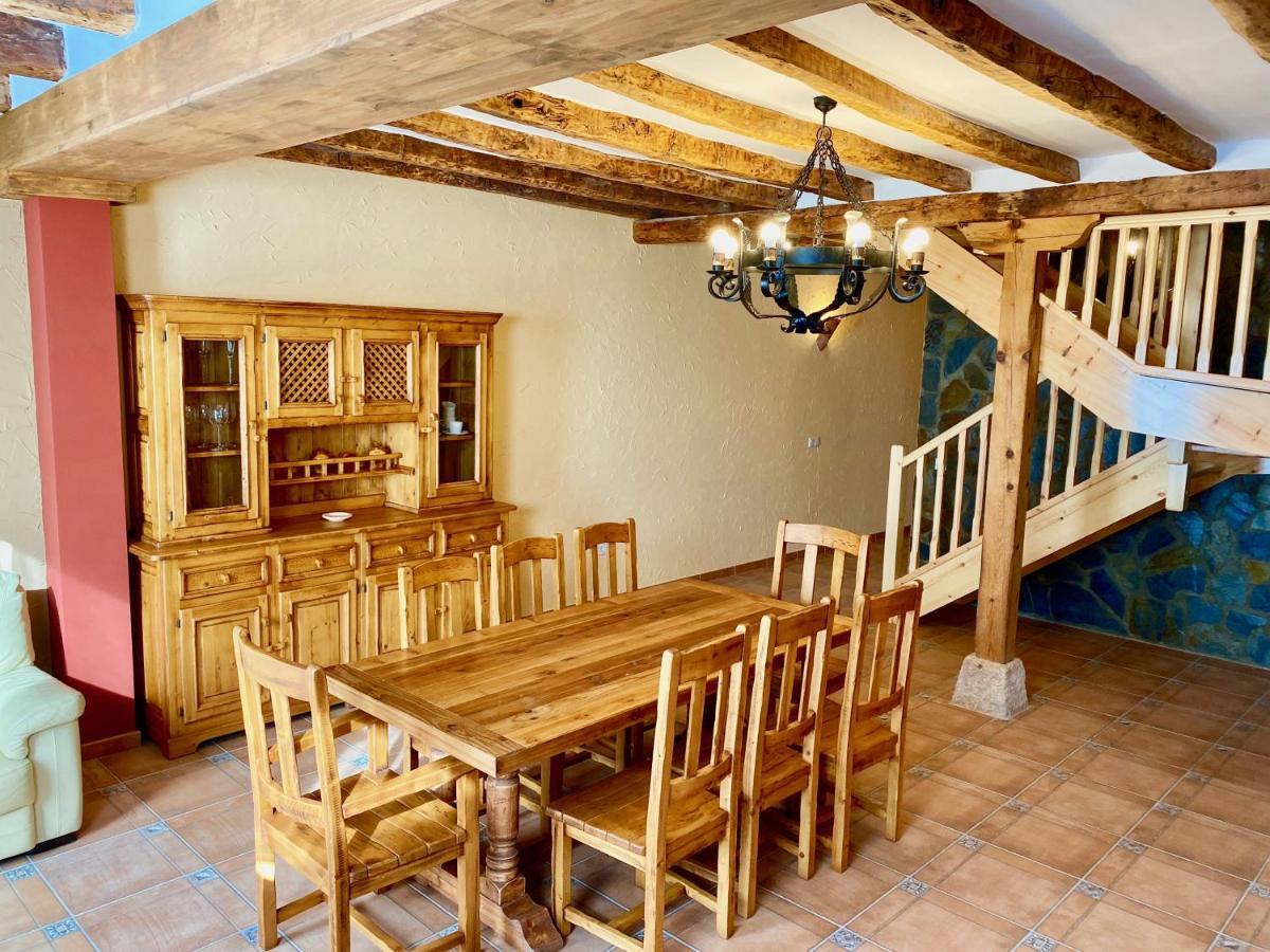 La Parada De Jimena-Casa Rustica Rodeada De Bodegas En Rueda Ngoại thất bức ảnh