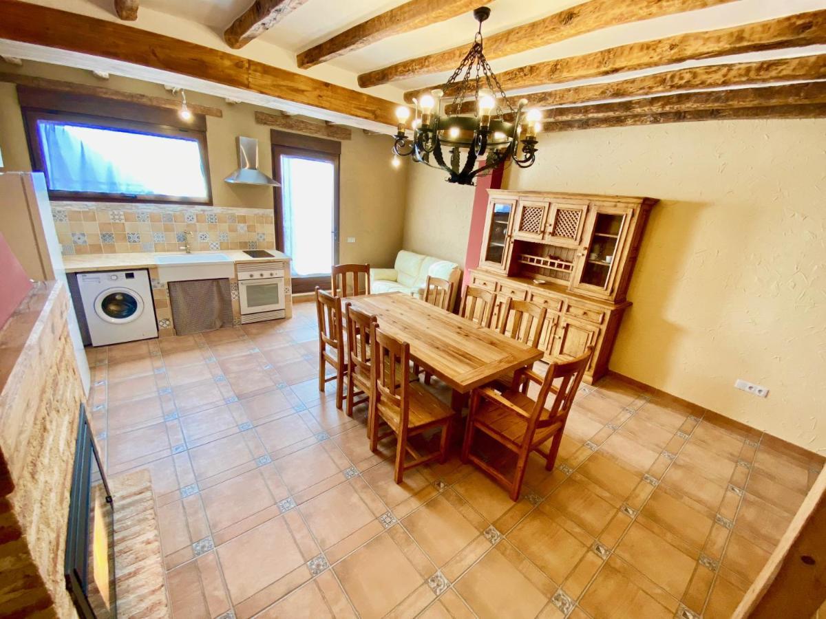 La Parada De Jimena-Casa Rustica Rodeada De Bodegas En Rueda Ngoại thất bức ảnh