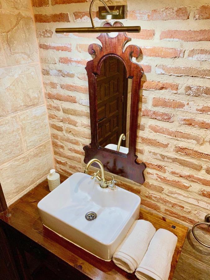 La Parada De Jimena-Casa Rustica Rodeada De Bodegas En Rueda Ngoại thất bức ảnh